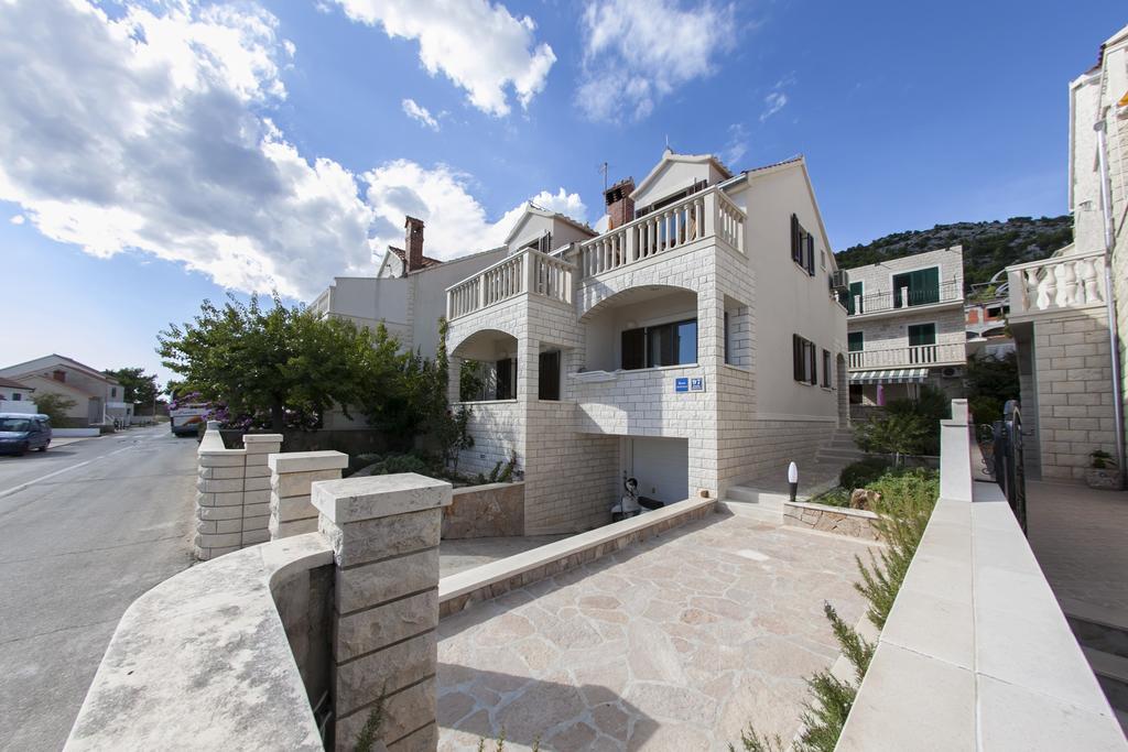 Benika Apartment Bol